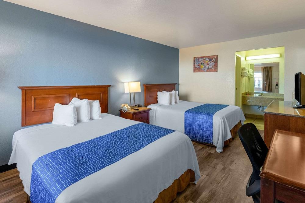 Rodeway Inn Phoenix North I-17 Екстер'єр фото