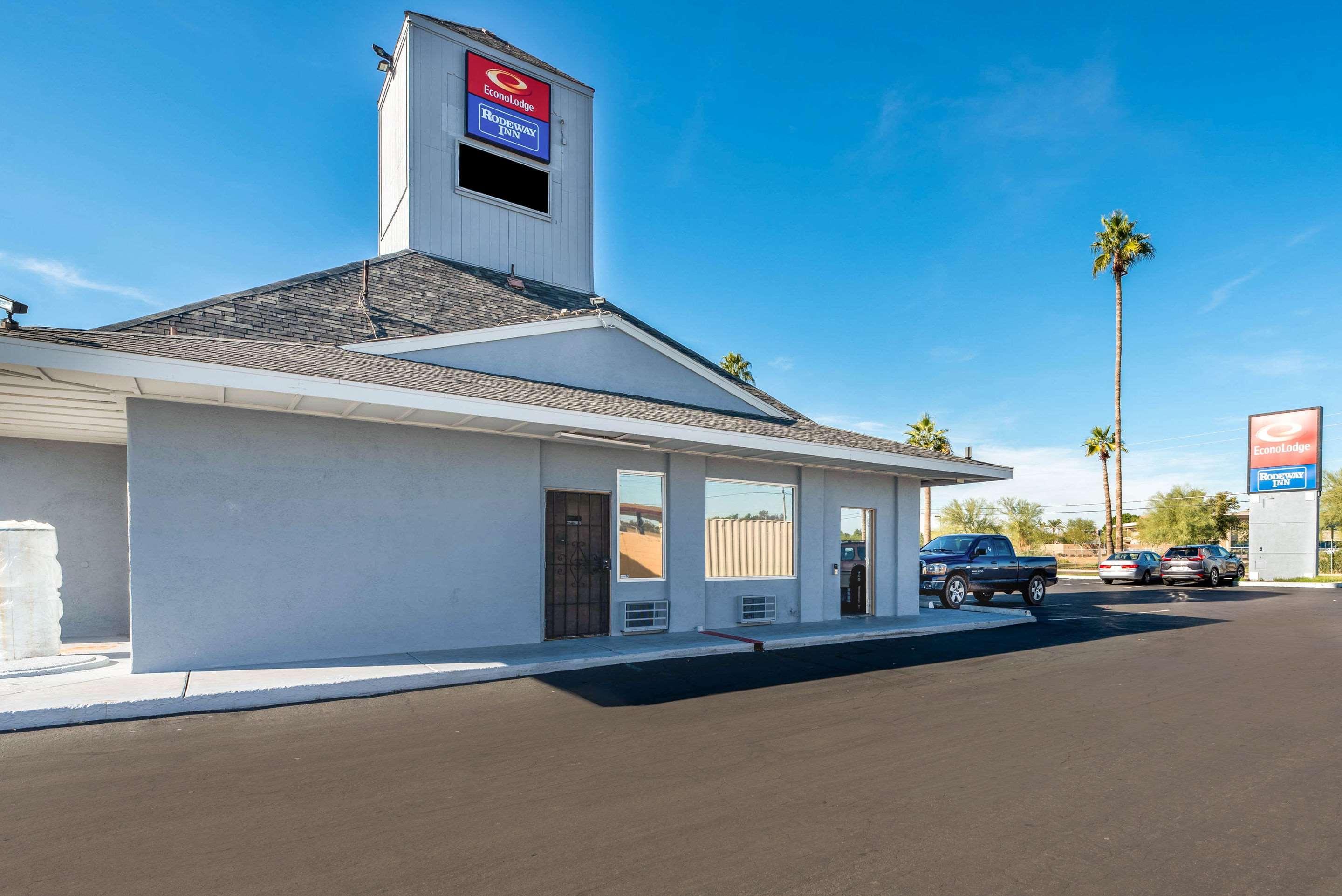 Rodeway Inn Phoenix North I-17 Екстер'єр фото