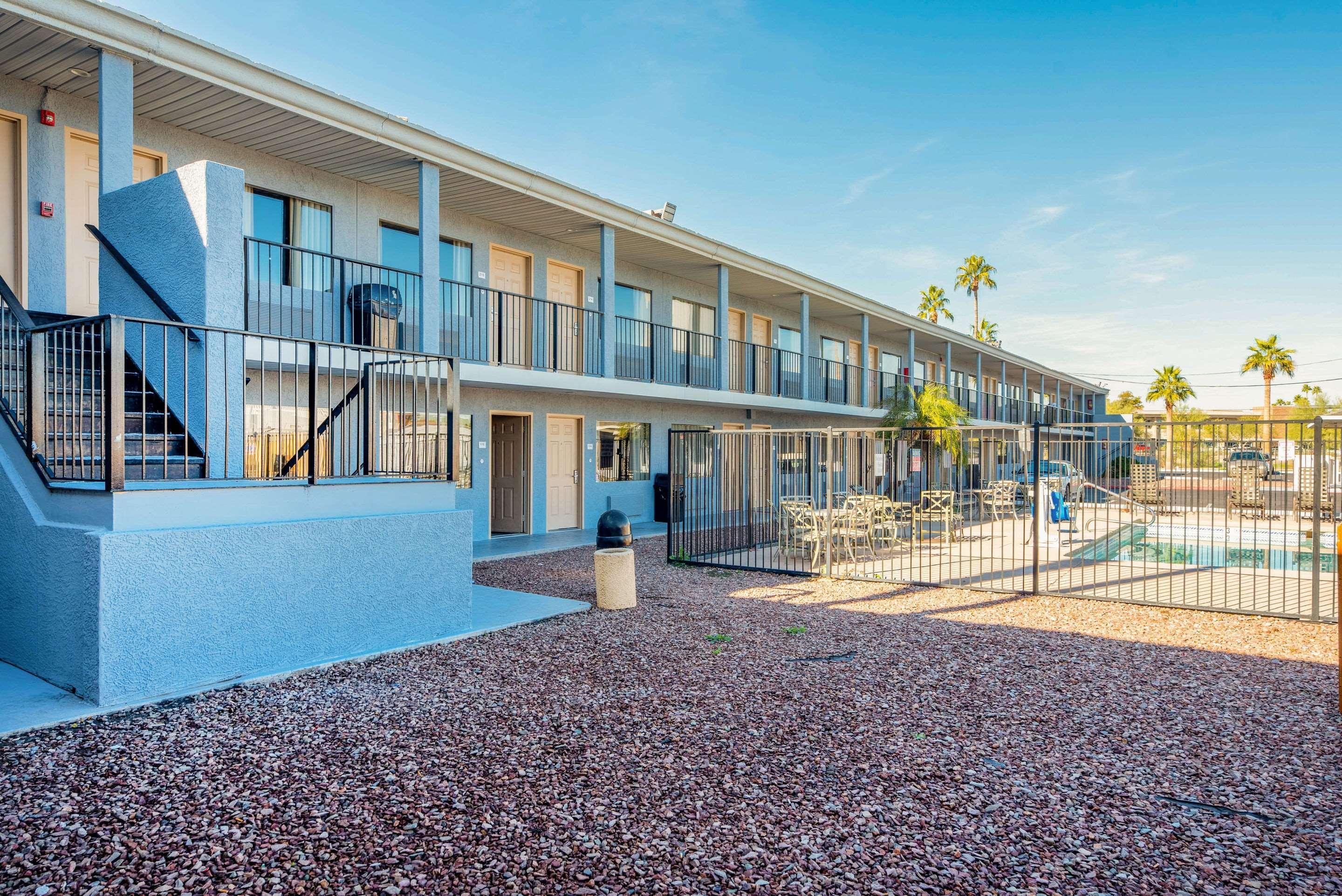 Rodeway Inn Phoenix North I-17 Екстер'єр фото