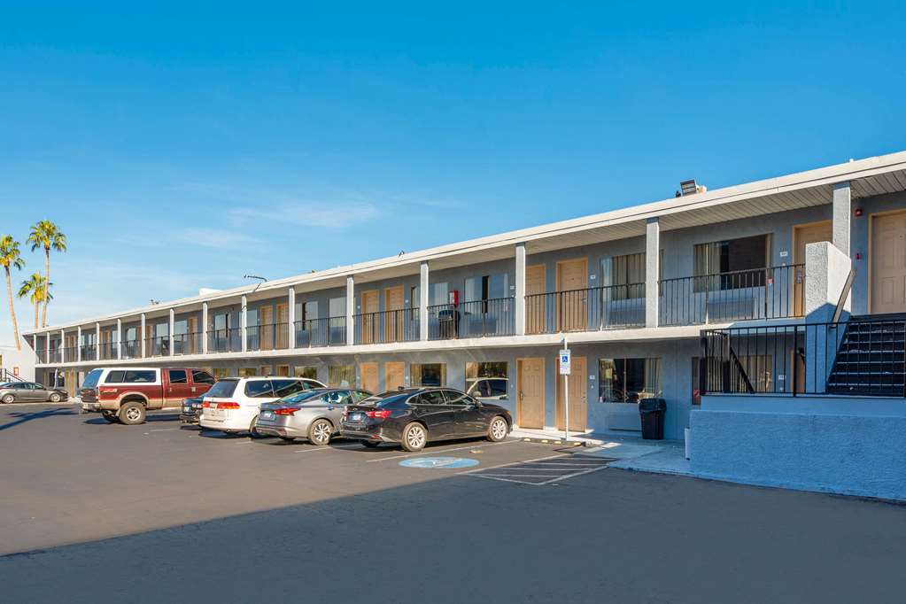 Rodeway Inn Phoenix North I-17 Екстер'єр фото